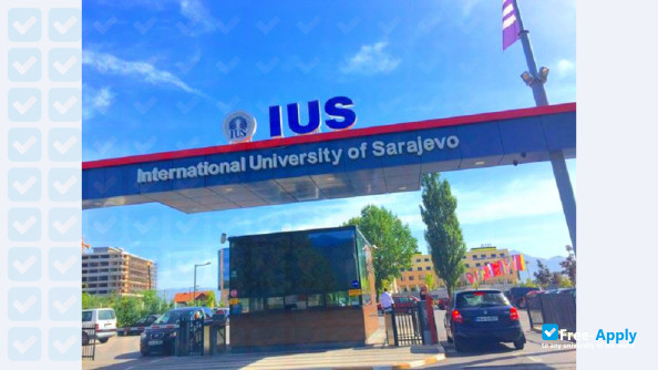 International University of Sarajevo фотография №7