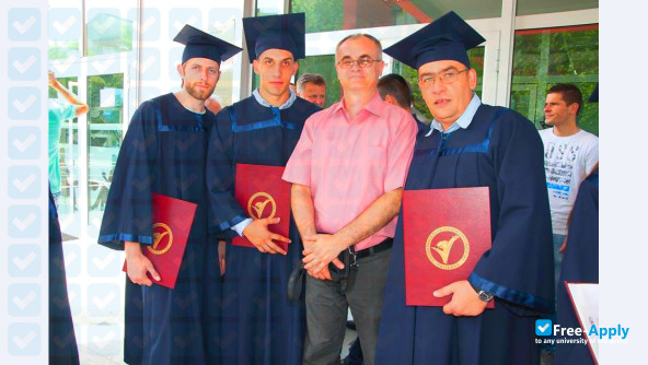 Photo de l’College of Economics and Informatics Prijedor #2