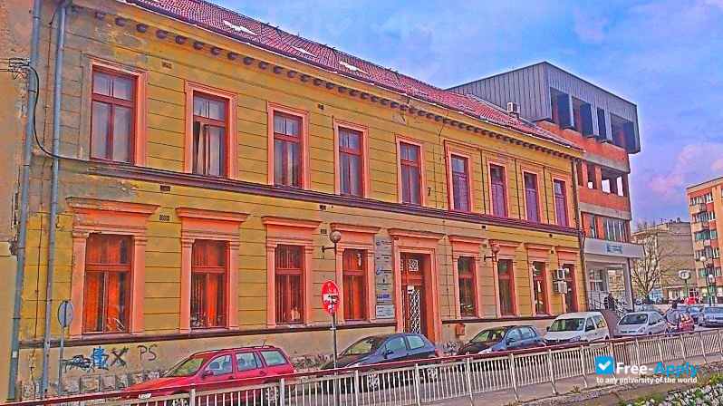 University of Vitez photo #11