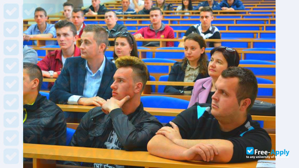 University of Vitez