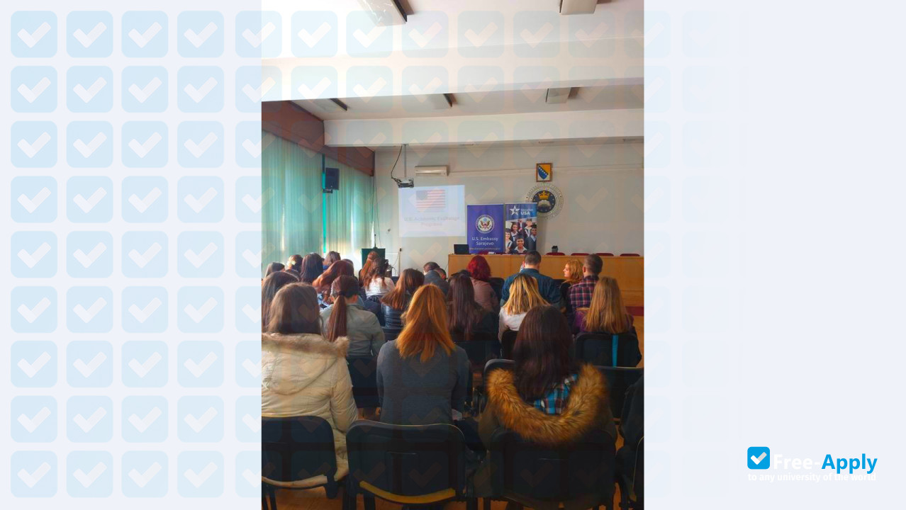 University of Zenic photo #3