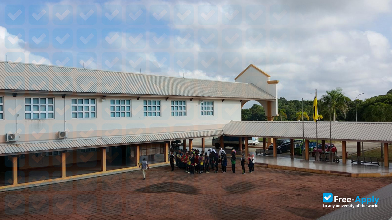 Wasan Vocational School photo #9