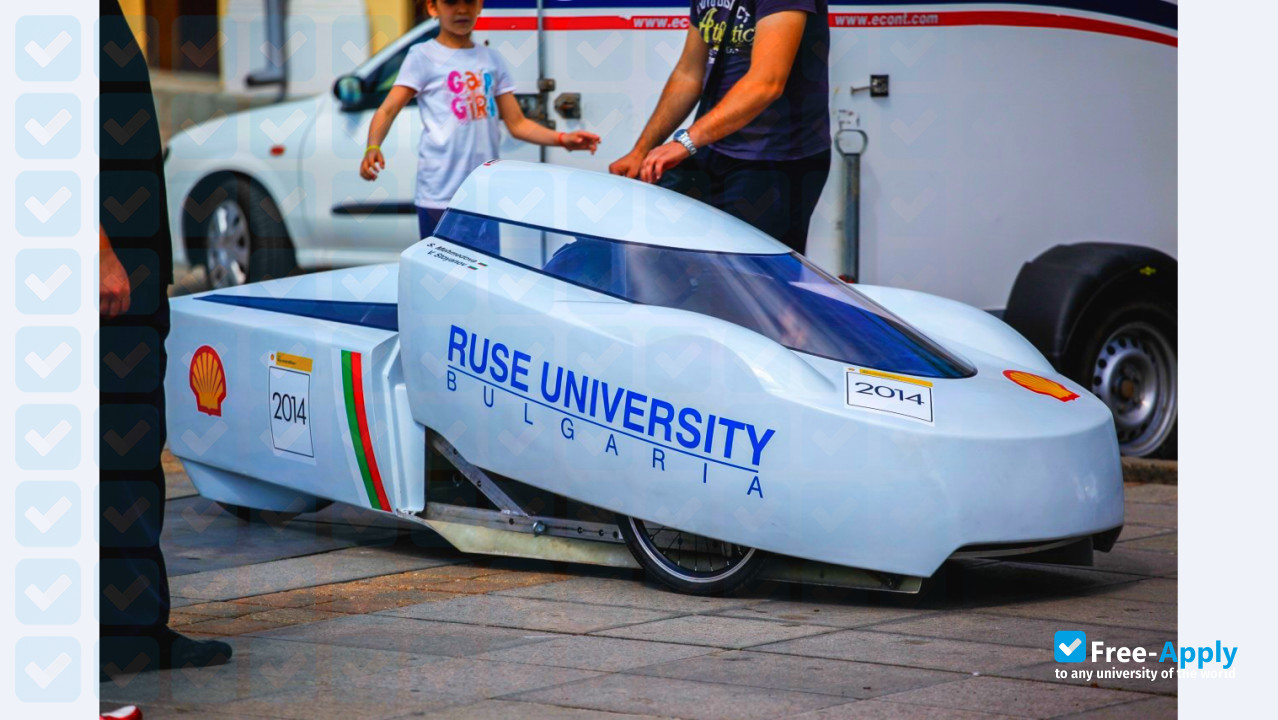 Foto de la Ruse University #7