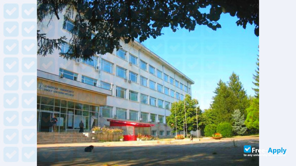 Foto de la University of Shumen "Episkop Konstantin Preslavski" #7