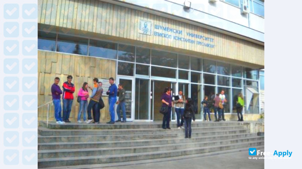 Foto de la University of Shumen "Episkop Konstantin Preslavski" #11