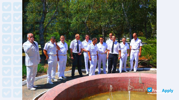 Photo de l’Nikola Vaptsarov Naval Academ #1
