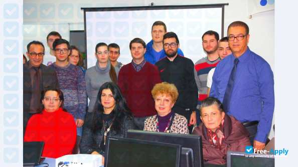 Photo de l’Varna Free University #4