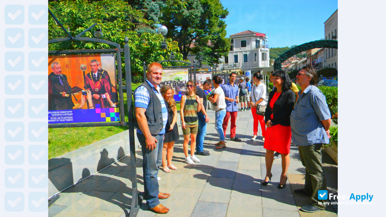 Veliko Tarnovo University photo #9