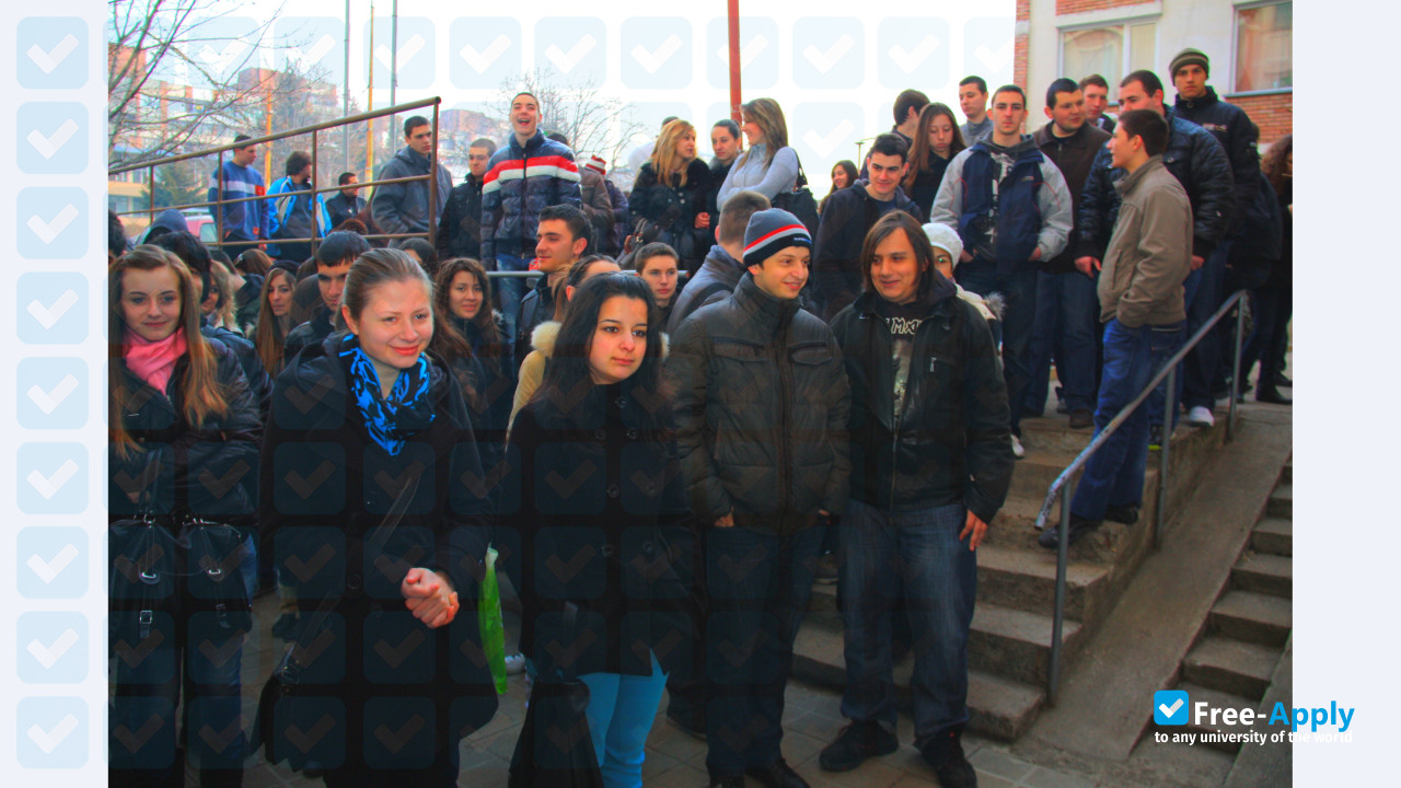 Veliko Tarnovo University photo #8