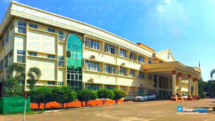 University of Dental Medicine, Yangon photo #4