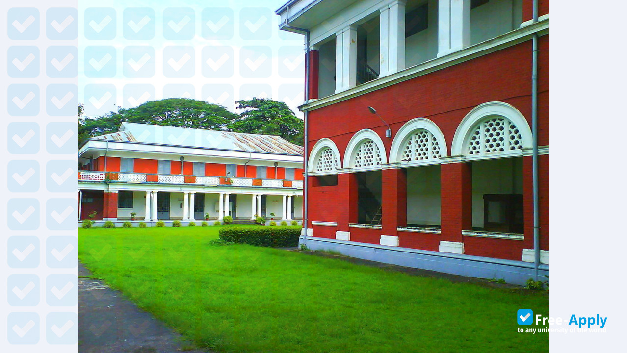 Photo de l’University of Medicine 1, Yangon #8