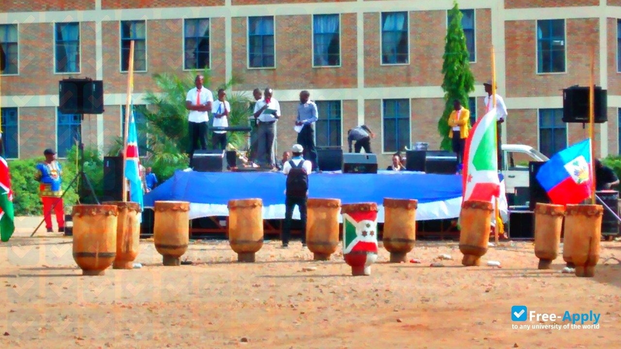 Hope Africa University photo #4