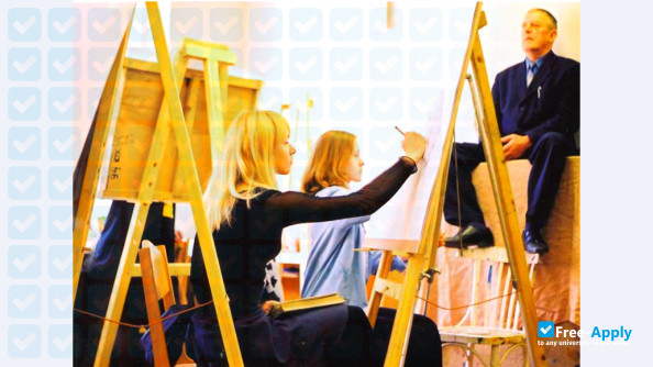 Foto de la Belarusian State Academy of Arts #8
