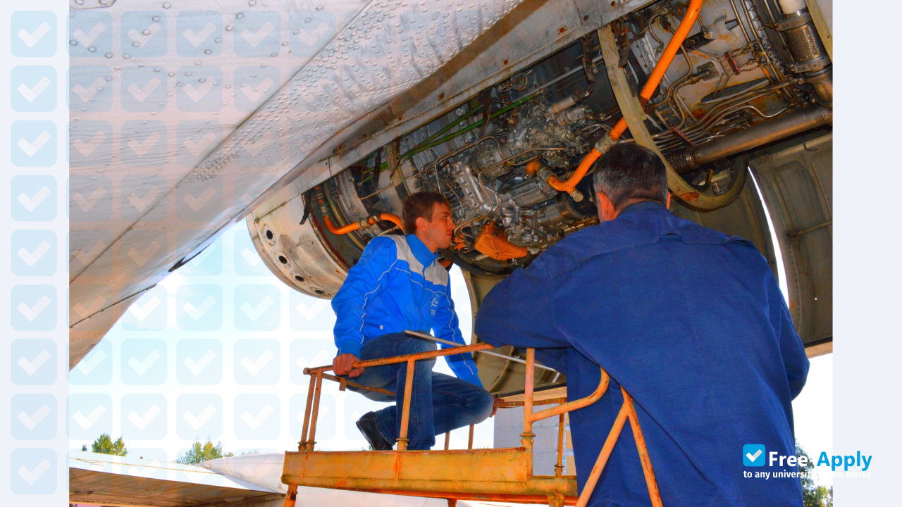 Foto de la Belarusian State Academy of Aviation #10