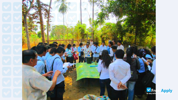 Foto de la angkor khemara university #2
