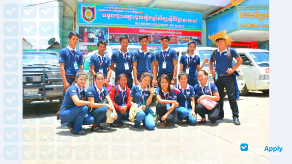 Foto de la Cambodia University for Specialties #6