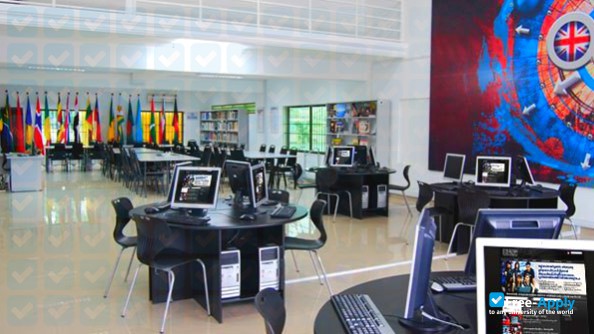 Foto de la Limkokwing University of Creative Technology #10