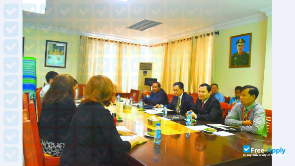 Photo de l’Paññāsāstra University of Cambodia #6