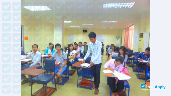 Photo de l’Paññāsāstra University of Cambodia #1