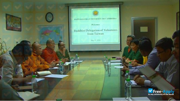Photo de l’Paññāsāstra University of Cambodia #9