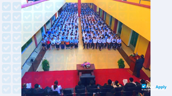 Foto de la Preah Kossomak Polytechnic Institute #4