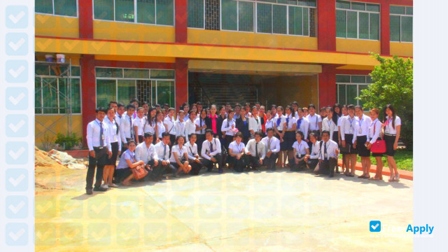 Foto de la Preah Kossomak Polytechnic Institute #1
