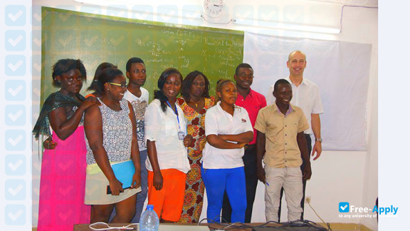 Photo de l’Douala Higher Institute of Technology #3