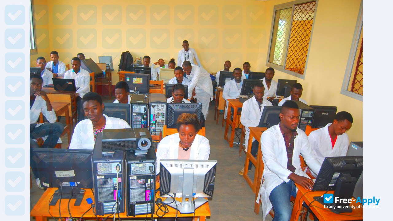 Higher Institute of Management of Technology photo #2