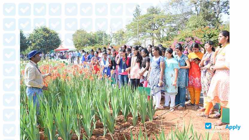 Higher Institute of Agriculture and Management photo #2