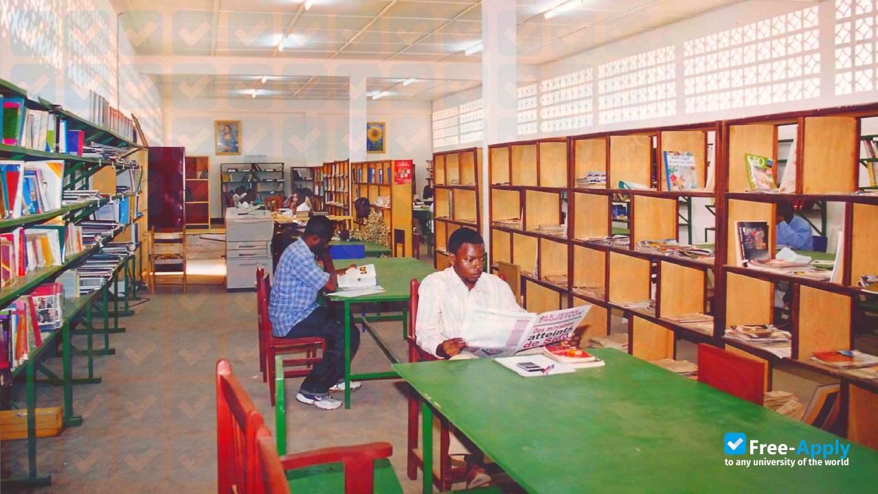 Photo de l’Higher Institute of Commerce Yaounde South