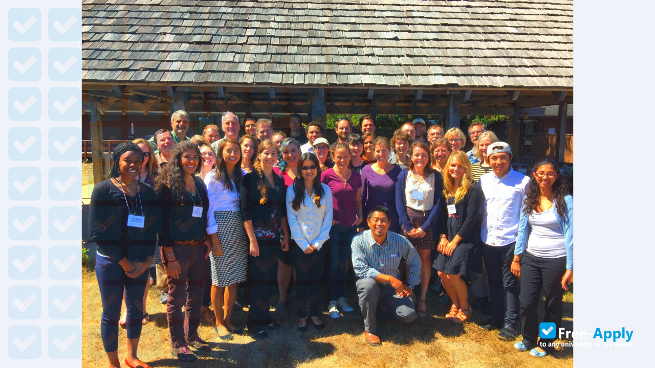 Foto de la University Institute And Strategic Estuary (Iues/Insam) #4