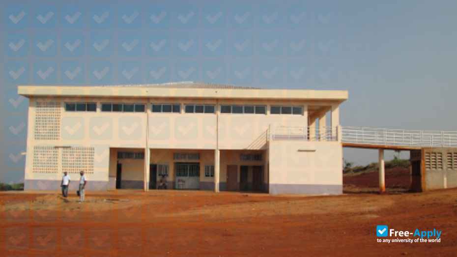 Фотография University of the Mountains (UdM)