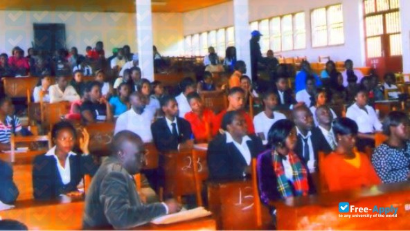 Photo de l’Institute of Science Technology Cameroon #4