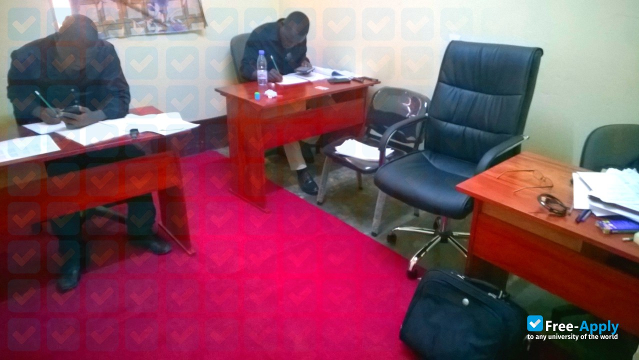 Фотография Mboa International University (MIU), Yaounde