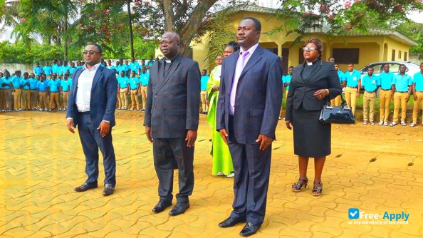 Foto de la Presbyterian Theological Seminary, PTS Kumba #5