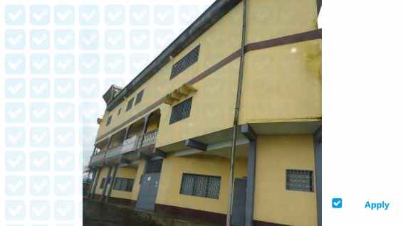 Foto de la Higher School of Business and Enterprise Management #2