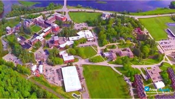 Bishop's University photo #2