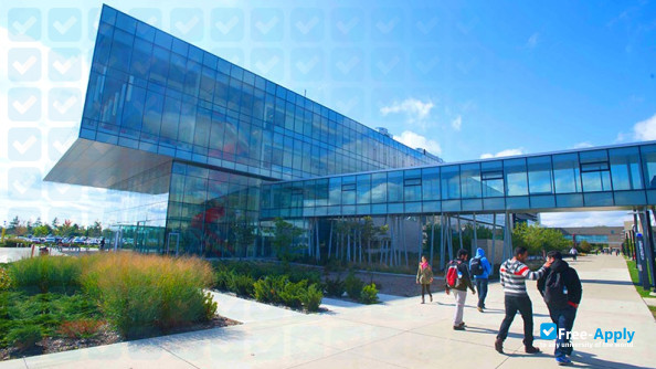 Brock University фотография №7