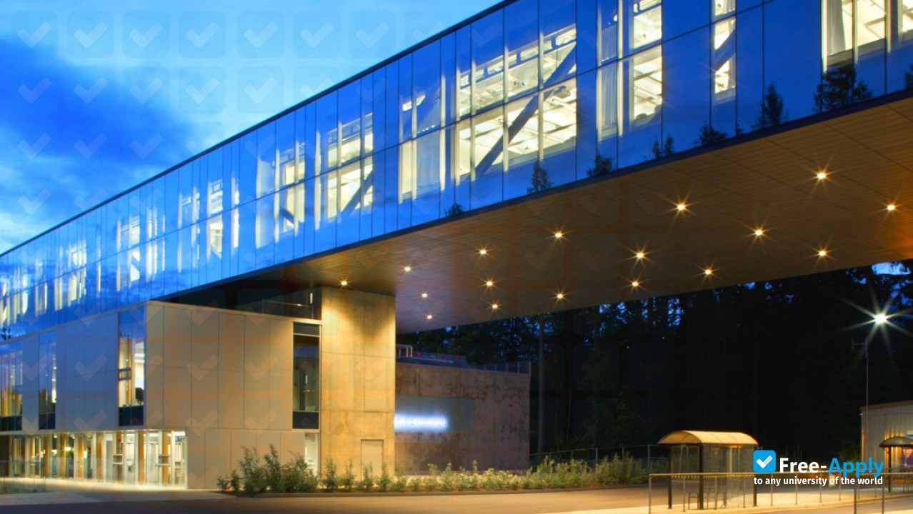 Photo de l’Capilano University #3
