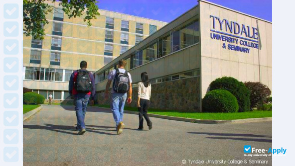 Foto de la Tyndale University College & Seminary #2