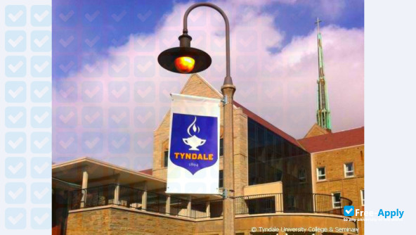 Foto de la Tyndale University College & Seminary #6