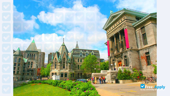 Foto de la McGill University #10