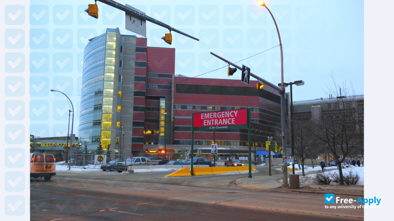 University of Alberta фотография №2