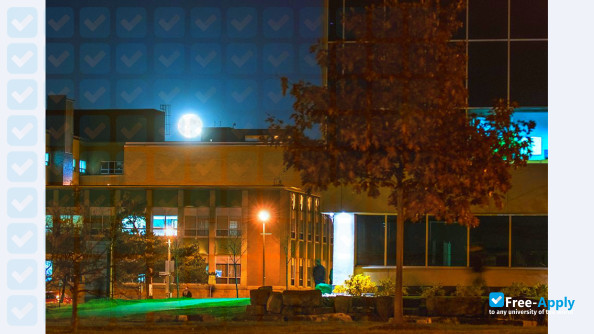 Foto de la University of Sherbrooke #10