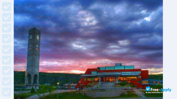 Photo de l’Memorial University of Newfoundland - St. John's Campus #3
