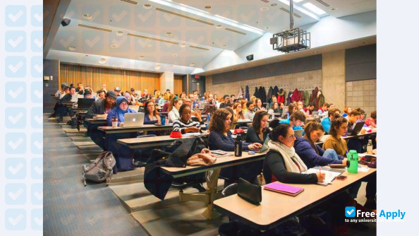 Foto de la University of Quebec in Montreal #5