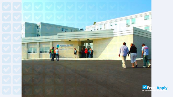 Foto de la Nipissing University #6