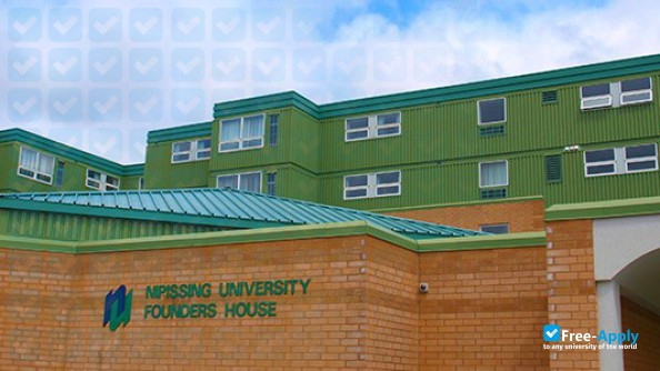 Foto de la Nipissing University #2