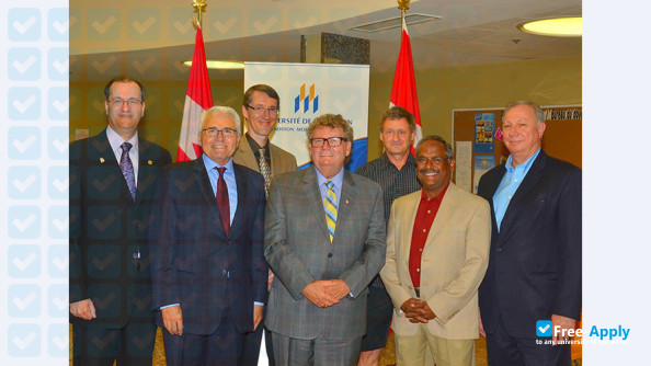 Foto de la University of Moncton #7