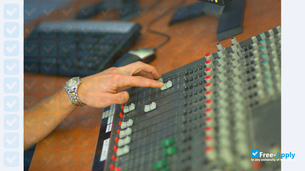 Quebec Radio College photo #7